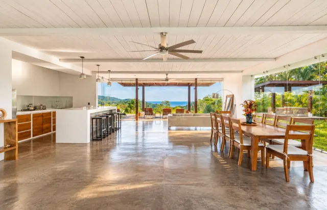 Casa de Lujo con Vista al Mar en Venta en Hacienda Okhra, Santa Teresa