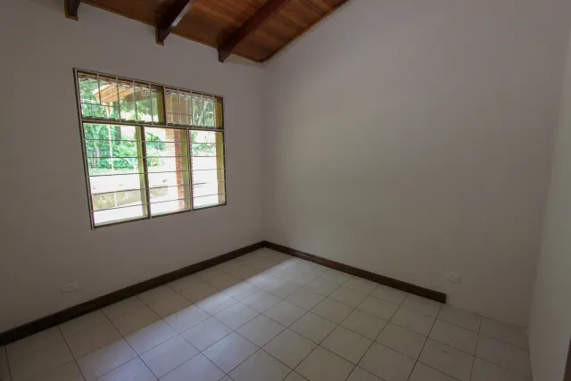 Casa en venta Santa Ana Piedades 2650m2