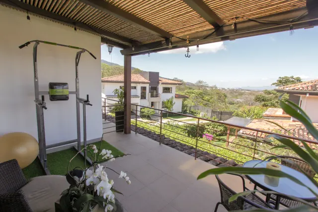 Casa en Venta en Lomas del Valle, Alto de Las Palomas – 3 Habitaciones con Amenidades de Lujo