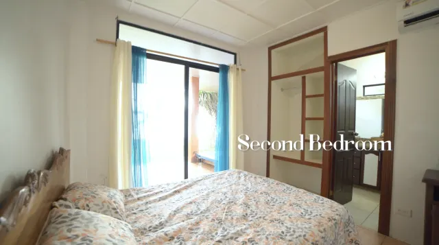 Casa frente a playa en venta con cabaña