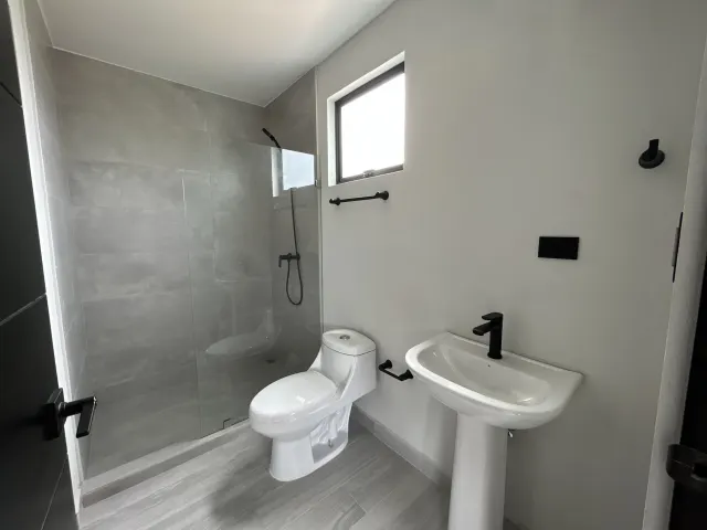 Hermosa casa moderna en Condominio, La Guácima, Alajuela