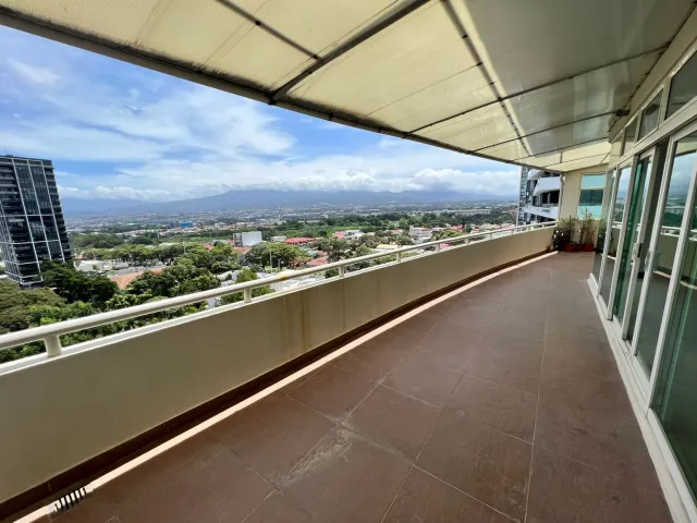 Se vende pent-house en torre en nunciatura - oportunidad única