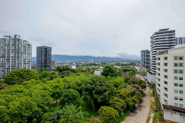 Penthouse de Lujo con Vista Panorámica en Nunciatura – Elegancia, Ubicación y Confort