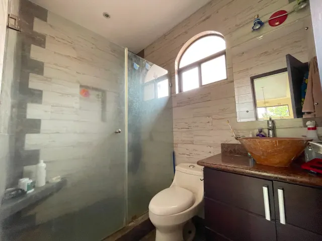 Preciosa casa en condominio Santo Domingo.