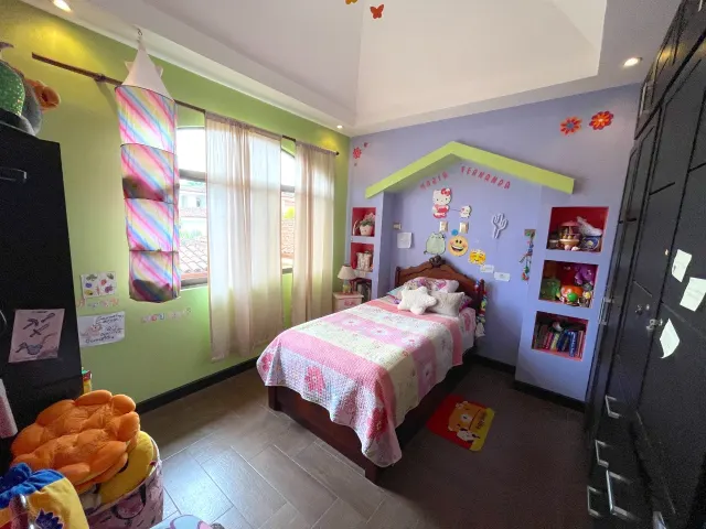 Preciosa casa en condominio Santo Domingo.