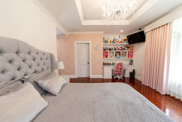 Lujosa casa colonial en venta en la exclusiva comunidad Monteran, Curridabat