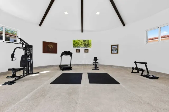 Townhome de Lujo en Venta en Rancho Villa Real | Amueblado, Esquinero y a Minutos de Tamarindo