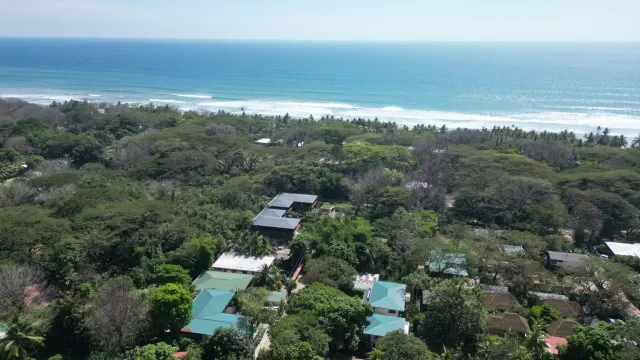 Apartamento de 2 habitaciones en renta a minutos caminando de Playa Hermosa