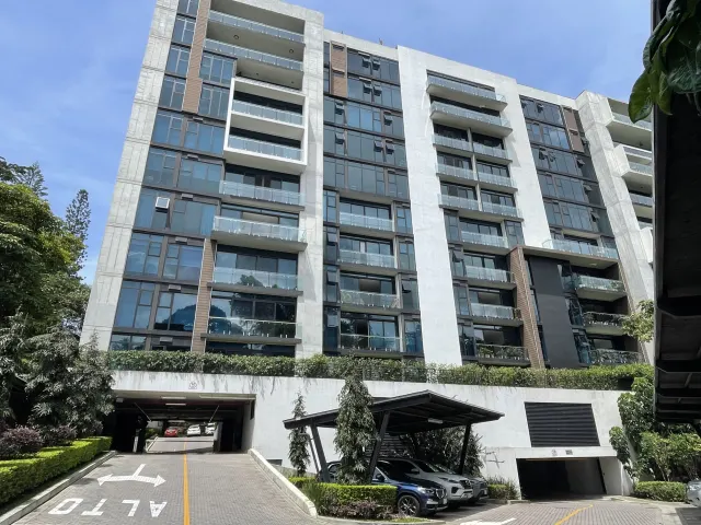 Venta de lujoso penthouse en Escazu