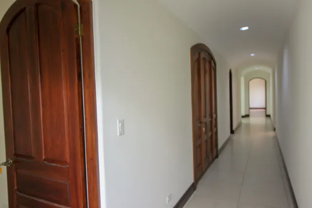 Casa en venta alquiler Bosques de Lindora, Santa Ana