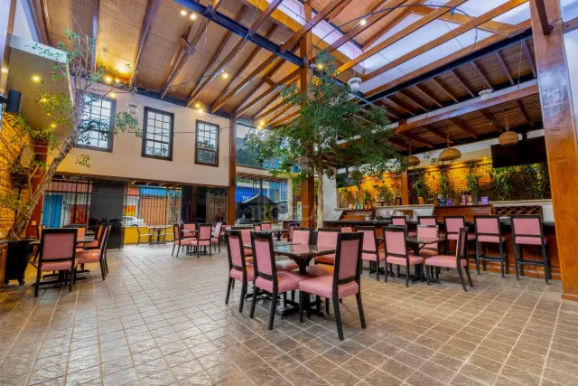 Hotel Boutique en Venta en Barrio Amón – Propiedad Histórica con Alto Potencial de Desarrollo