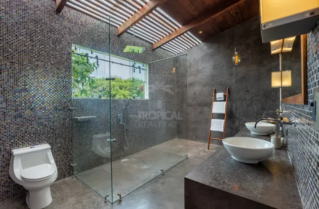 Casa de Lujo con Vista al Mar en Venta en Hacienda Okhra, Santa Teresa