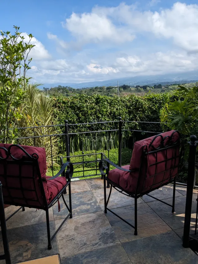 Propiedad con 2 Casas y Vistas a las Montañas – Excelente Potencial para Airbnb, Hospedaje o Retiro Vacacional