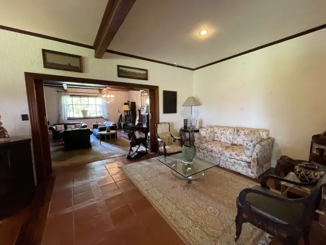 Santa Ana Piedades casa de una planta con 10.763m2