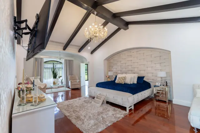 Lujosa casa colonial en venta en la exclusiva comunidad Monteran, Curridabat