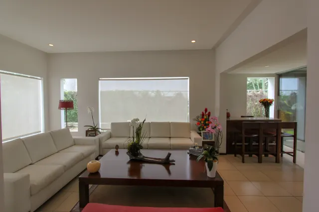 Refugio Moderno en Campo de Golf: Espectacular Casa en Valle del Sol, Santa Ana