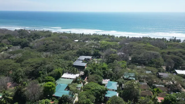 Estudio en renta a minutos caminando de Playa Hermosa