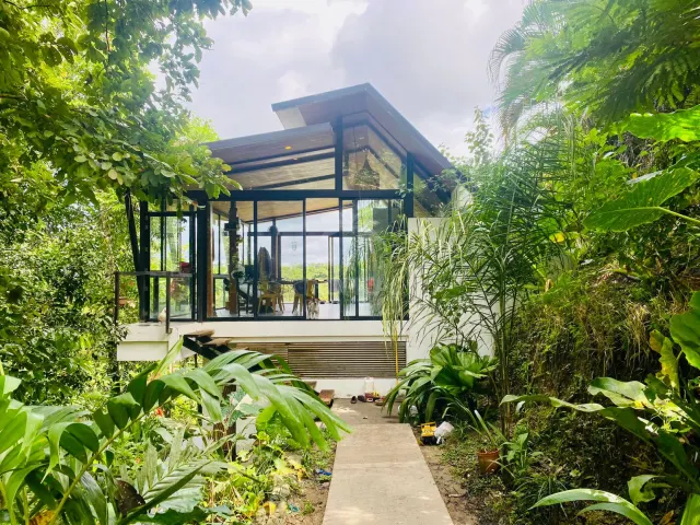 Propiedad con Amplio Lote en Santiago – Corredor Santa Teresa – Playa Hermosa