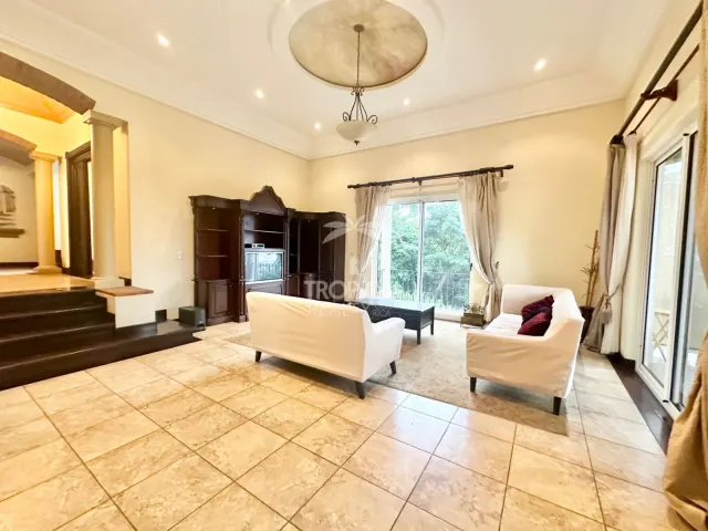 Villa Real casa en venta o alquiler