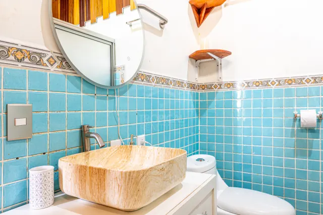 Hotel Boutique con Vista al Océano en Dominical – 13 Unidades en 1 Hectárea