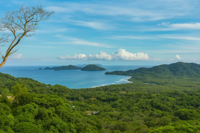 Lote con Vista al Mar en Comunidad Privada cerca de Isla Tortuga | Ubicación Ideal, Gran Valor