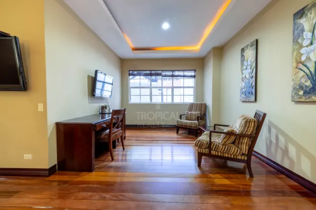 Hotel Boutique en Venta en Barrio Amón – Propiedad Histórica con Alto Potencial de Desarrollo