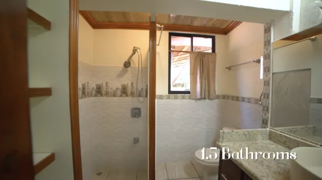Casa frente a playa en venta con cabaña