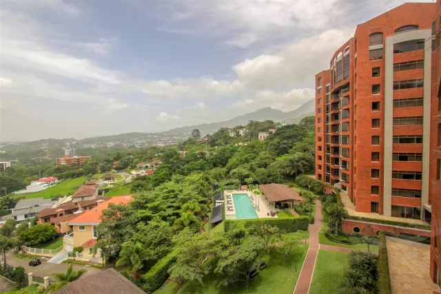 Lujoso apartamento en venta, Escazú Monte Plata