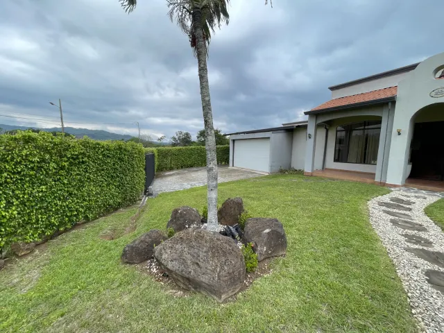 Casa de una planta en venta Hacienda Los Reyes, La Guacima