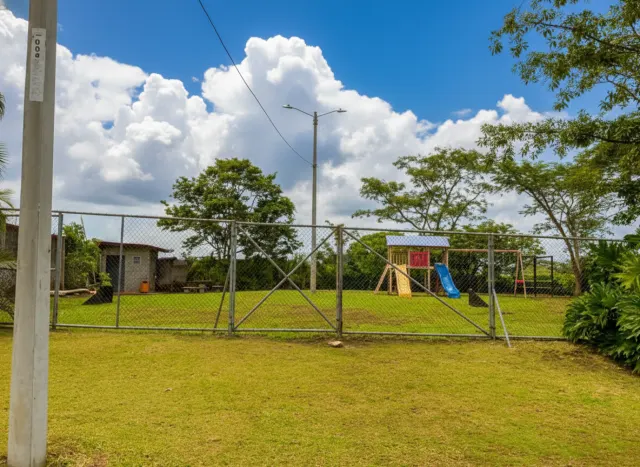 Lote en Condominio Privado en La Garita: Listo para Construir