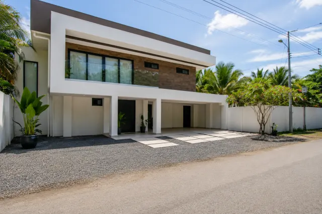 Una Villa Frente al Mar Donde el Lujo se Vive con Naturalidad