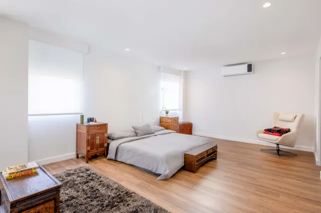Apartamento de Lujo en Venta en Rohrmoser – Balcón Envolvente y Vista al Parque