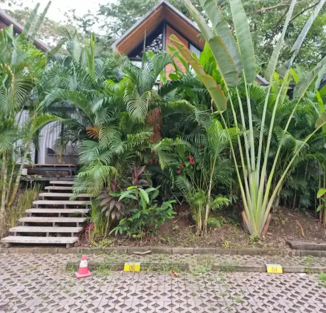 Hermosa casa moderna de 1 habitacion a pasos de la hermosa Playa Malpais