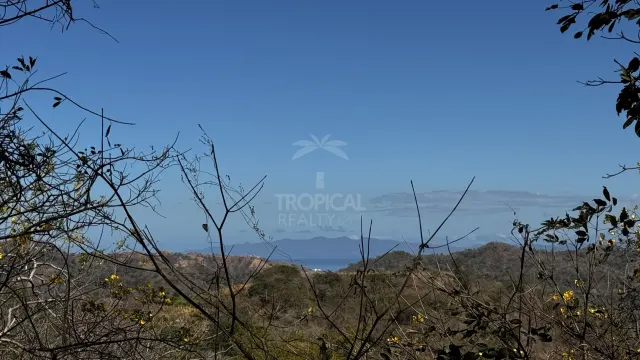 Terrenos desde 10.000 m² por $65,000 en Finca Premium en Guanacaste – Cerca de Papagayo