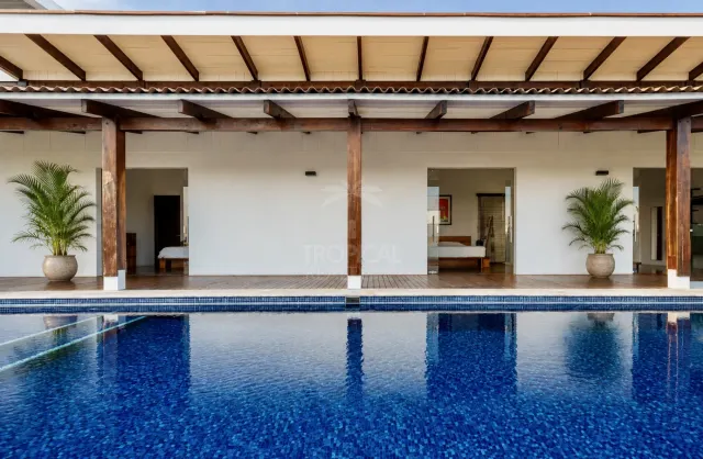 Casa de Lujo con Vista al Mar en Venta en Hacienda Okhra, Santa Teresa