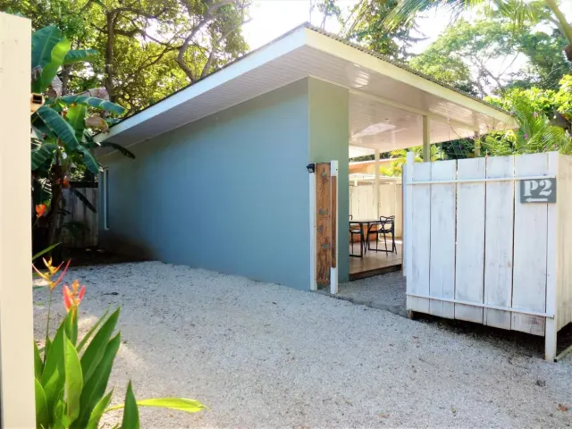 En Venta: Propiedad de Inversión Llave en Mano con 6 Lodges en Surfside Potrero