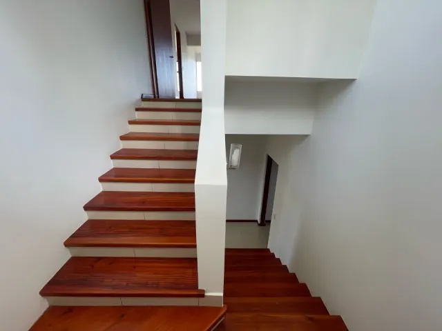 Casa moderna en condominio Ciudad Colon con vistas