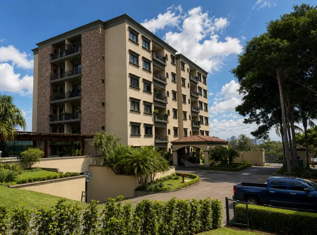 Apartment for Sale in Escazú, La Alhambra – Prime Location