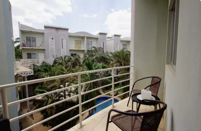 Condominio de Playa en Venta en Tamarindo – Elegancia Tropical a Pasos del Océano