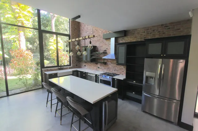 Casa Moderna de Lujo en Venta Cerca de la Playa Vendida