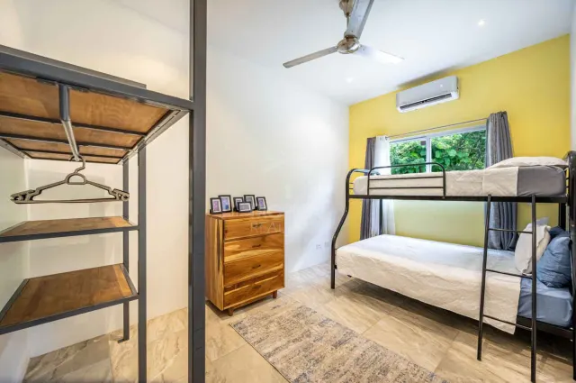 Villas Oasis – Propiedad Multifamiliar con Potencial de Inversión Cerca de Tamarindo