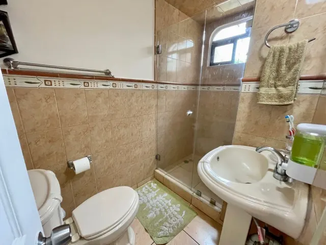 Rohrmoser Roma, Pavas casa en venta con apartamentos