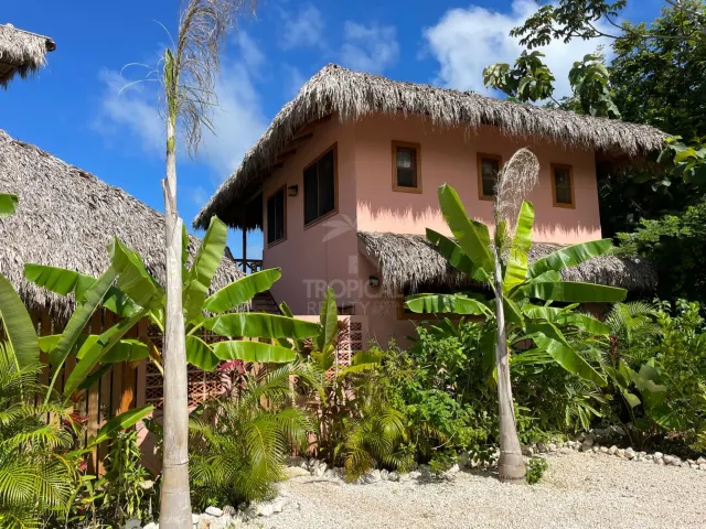 Terreno de uso mixto con vista al mar en Mal País, Costa Rica, con 75% de construcción permitida, $629,000