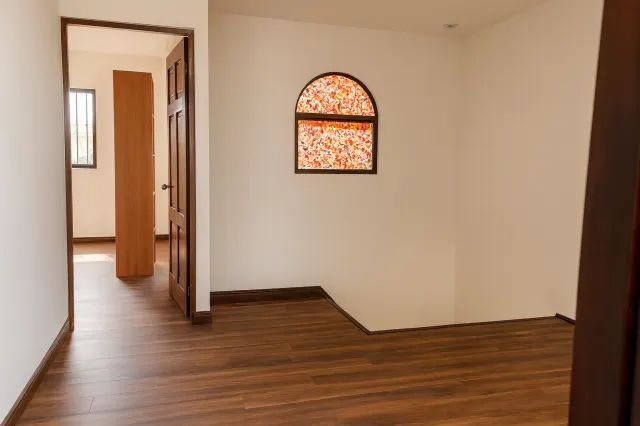 Casa Independiente en Venta en Rohrmoser con 4 Habitaciones