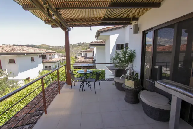 Casa en Venta en Lomas del Valle, Alto de Las Palomas – 3 Habitaciones con Amenidades de Lujo