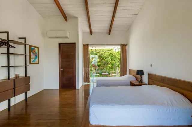 Casa de Lujo con Vista al Mar en Venta en Hacienda Okhra, Santa Teresa