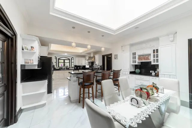 Lujosa casa colonial en venta en la exclusiva comunidad Monteran, Curridabat