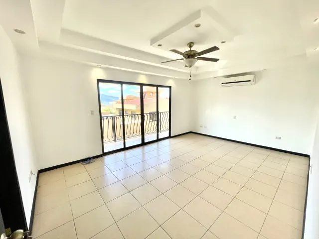 Casa en venta Belen en Condominio