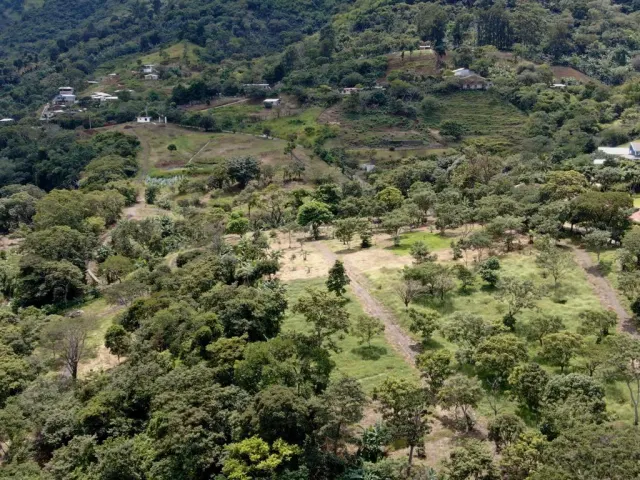 Finca de 7.2 hectareas en Santa Ana