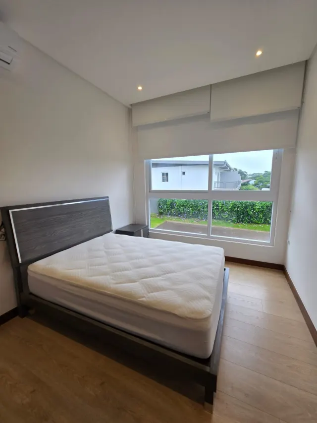 Casa en Alquiler en Elements Lindora – Moderna, Amueblada y Espaciosa
